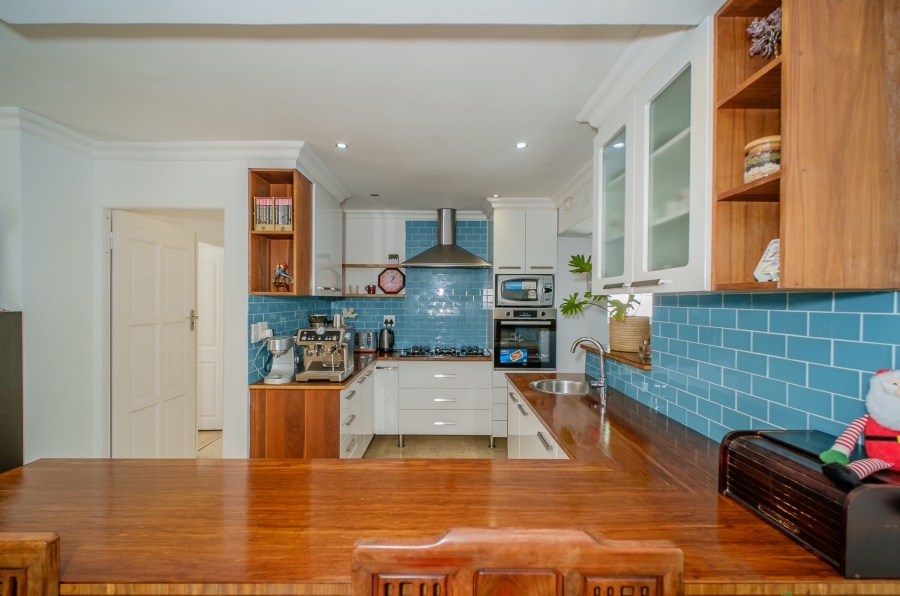 4 Bedroom Property for Sale in Edgemead Western Cape